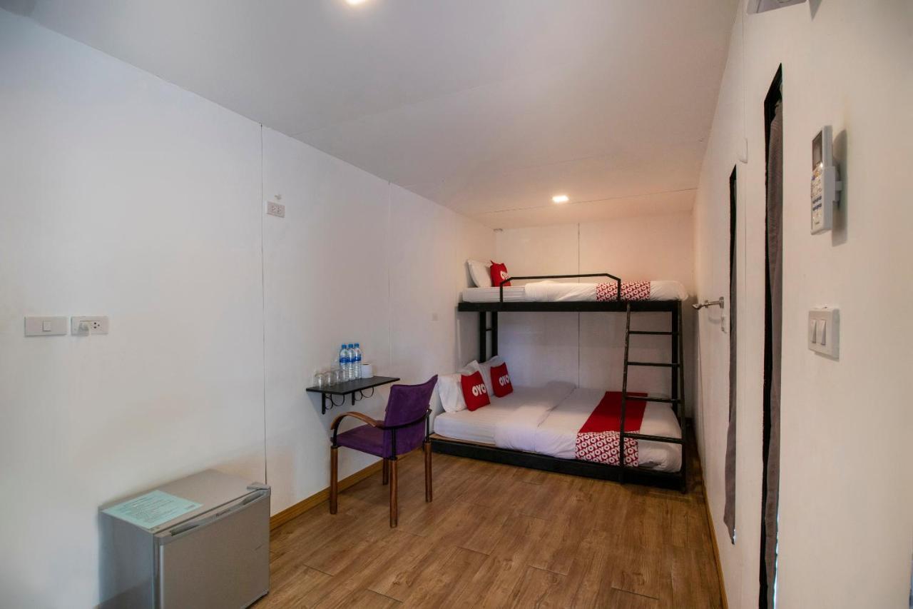 Oyo 673 Nice Sleep Box Hotel Chiang Mai Exterior foto
