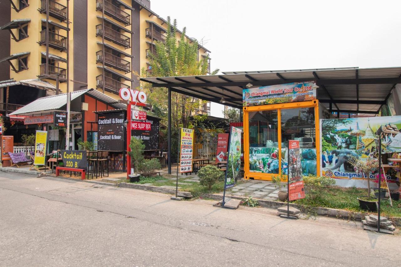 Oyo 673 Nice Sleep Box Hotel Chiang Mai Exterior foto