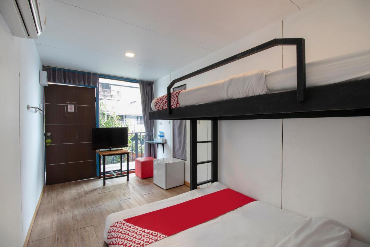 Oyo 673 Nice Sleep Box Hotel Chiang Mai Exterior foto