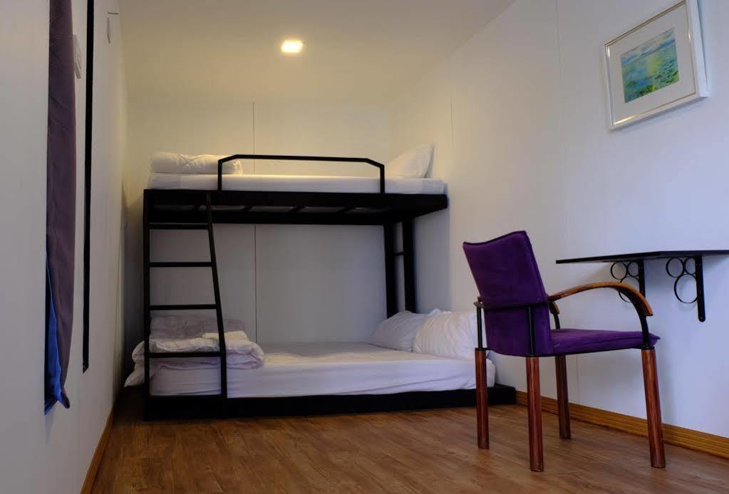 Oyo 673 Nice Sleep Box Hotel Chiang Mai Exterior foto
