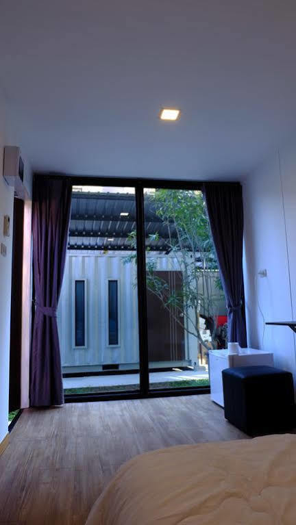 Oyo 673 Nice Sleep Box Hotel Chiang Mai Exterior foto